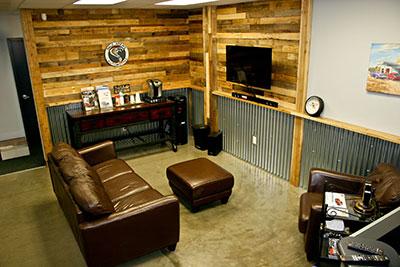 Lounge Inside | Dale Adams Automotive Specialists